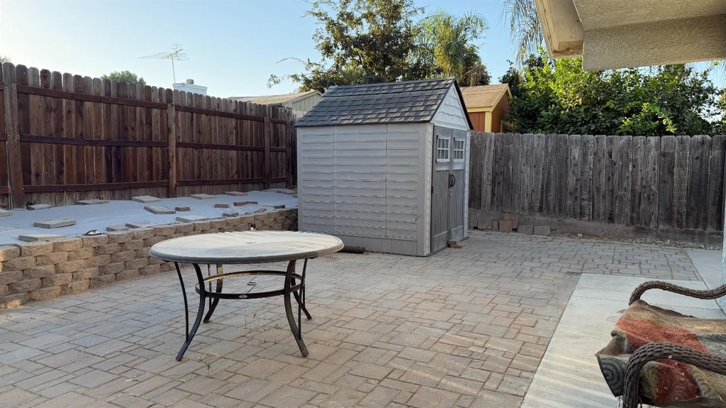 Image 38 of property listing at 2092 Jasper Street, Selma, CA 93662