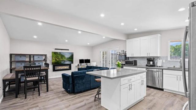 11140 Meadow Terrace Drive, Santee, CA 92071