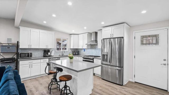 11140 Meadow Terrace Drive, Santee, CA 92071