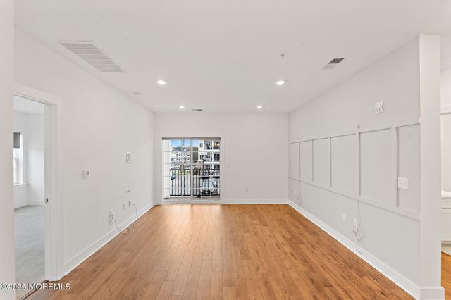 827 Stiller Lane 827, Monroe, NJ 08831