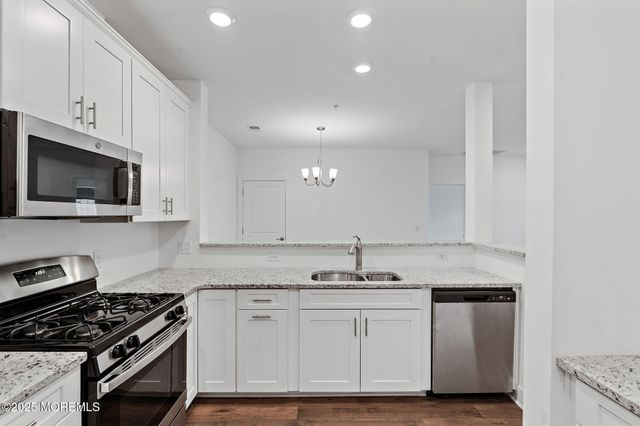 827 Stiller Lane 827, Monroe, NJ 08831