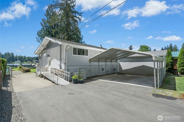 31025 E Lake Morton Drive SE, Kent, WA 98042
