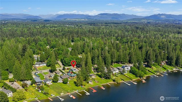 31025 E Lake Morton Drive SE, Kent, WA 98042