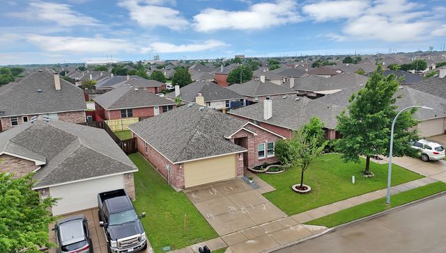 5705 Talons Crest Circle, Fort Worth, TX 76179