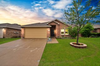 5705 Talons Crest Circle, Fort Worth, TX 76179