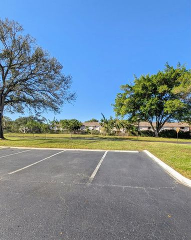 7960 NW 50th Street 104, Lauderhill, FL 33351