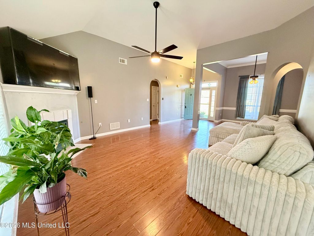 9635 N Geneva Loop, Olive Branch, MS 38654 — photo 5