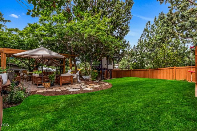 157 NW Black Hawk Avenue, Bend, OR 97703