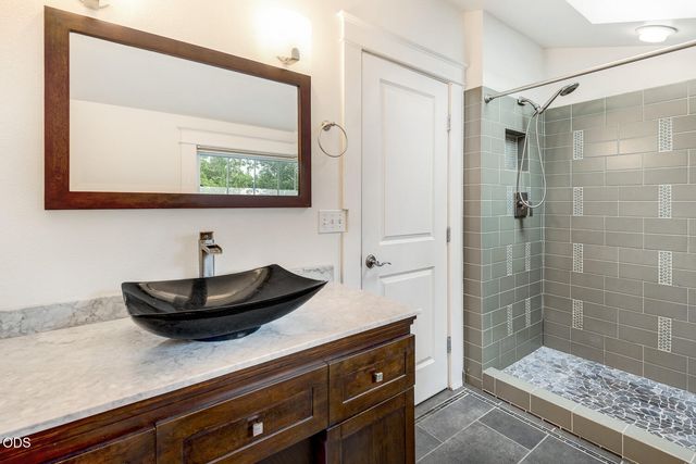 157 NW Black Hawk Avenue, Bend, OR 97703