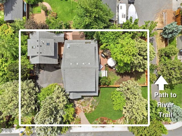 157 NW Black Hawk Avenue, Bend, OR 97703