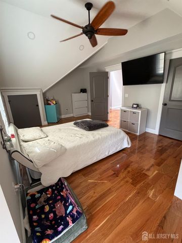 415 E 3RD Avenue 2R, Roselle, NJ 07203