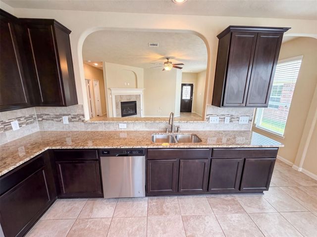 4807 Connor Drive, Baytown, TX 77521