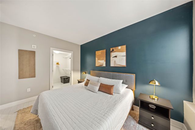 400 Walnut Street 1102, Des Moines, IA 50309