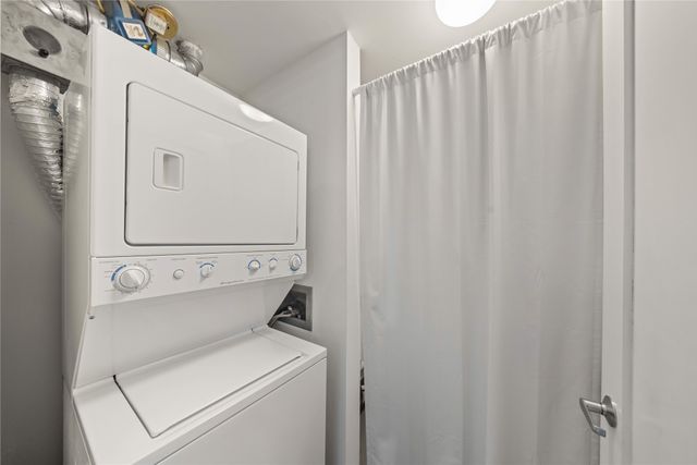 400 Walnut Street 1102, Des Moines, IA 50309