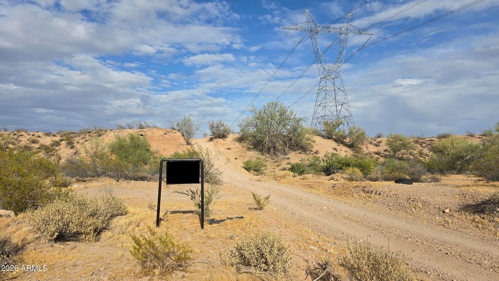 300XX W Dove Valley Road -, Wittmann, AZ 85361 — exterior