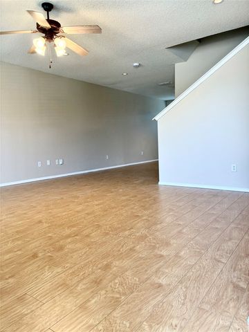5744 Giddyup Lane, Fort Worth, TX 76179
