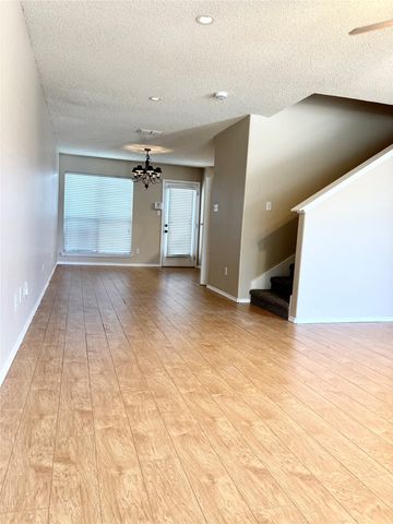 5744 Giddyup Lane, Fort Worth, TX 76179