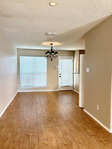 5744 Giddyup Lane, Fort Worth, TX 76179