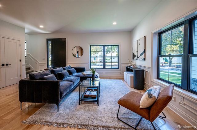 1935 Brookwood Avenue, Royal Oak, MI 48073