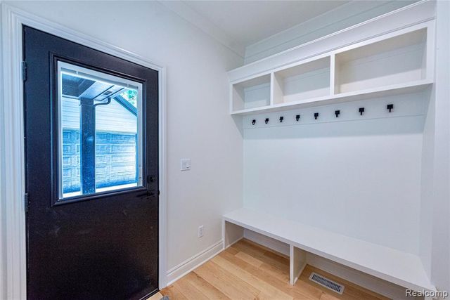 1935 Brookwood Avenue, Royal Oak, MI 48073