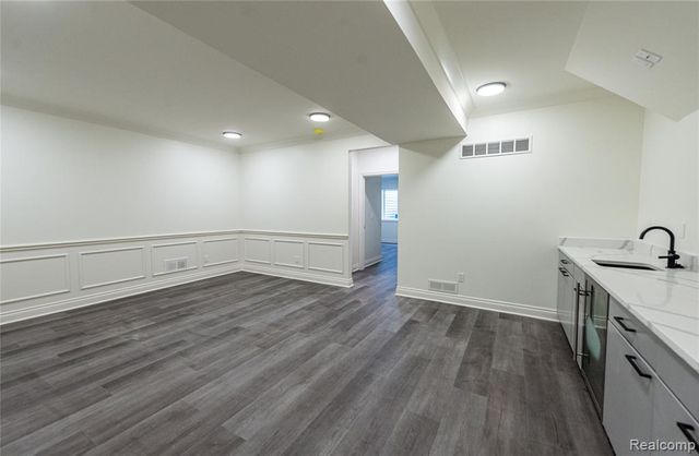 1935 Brookwood Avenue, Royal Oak, MI 48073