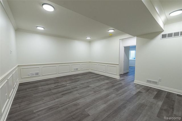 1935 Brookwood Avenue, Royal Oak, MI 48073