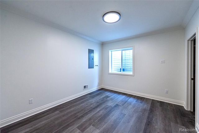 1935 Brookwood Avenue, Royal Oak, MI 48073