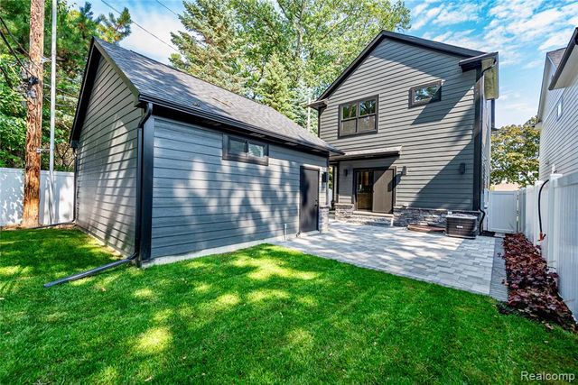 1935 Brookwood Avenue, Royal Oak, MI 48073