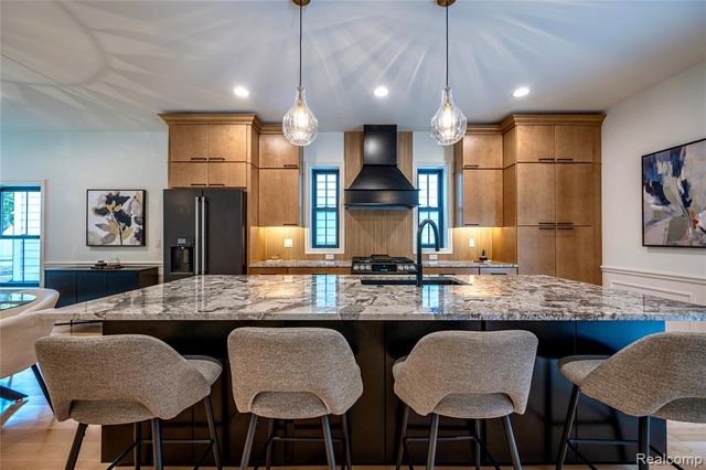 1935 Brookwood Avenue, Royal Oak, MI 48073