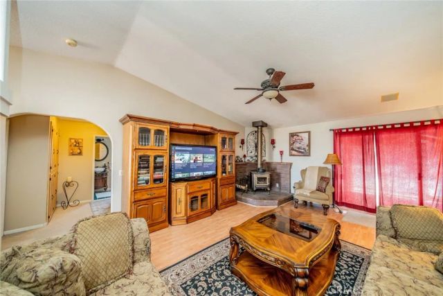 12274 Mountain, Pinon Hills, CA 92372