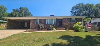 500 Sherwood Drive, Seneca, SC 29678