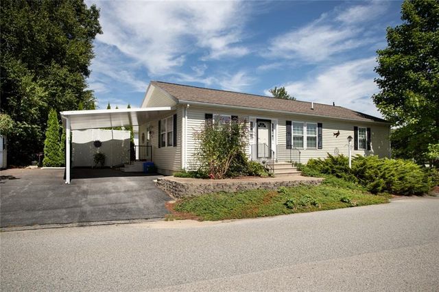 206 E Songbird Lane, Tiverton, RI 02878