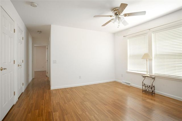206 E Songbird Lane, Tiverton, RI 02878