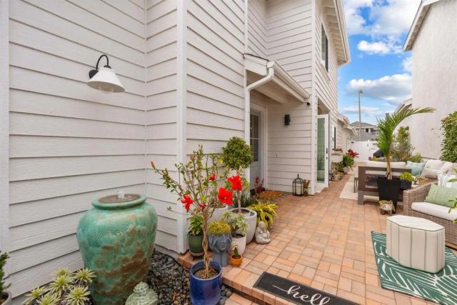 836 Windcrest Drive, Carlsbad, CA 92011