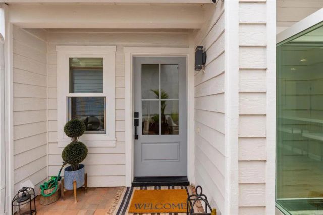 836 Windcrest Drive, Carlsbad, CA 92011