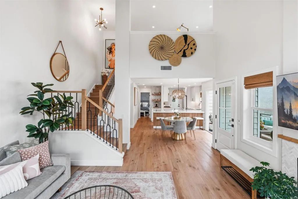 836 Windcrest Drive, Carlsbad, CA 92011