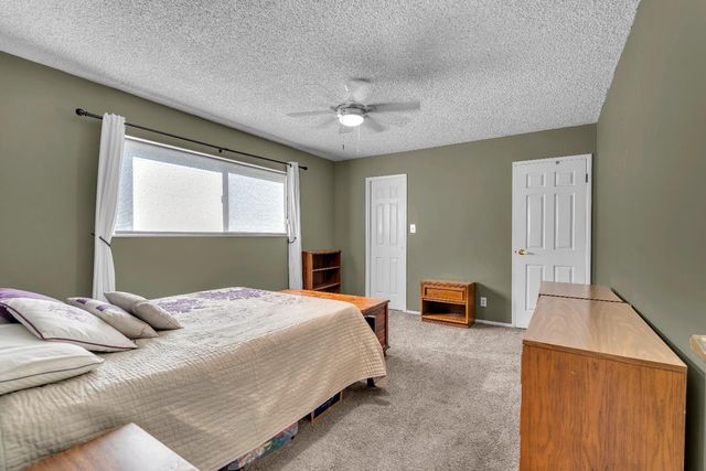 1074 E Sample Avenue, Fresno, CA 93710