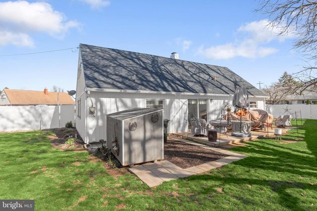 1416 CONTINENTAL RD, York, PA 17404