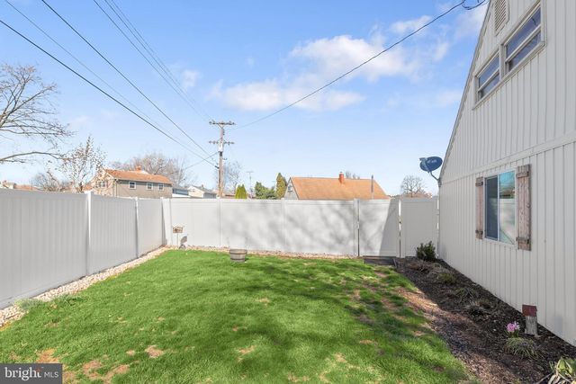 1416 CONTINENTAL RD, York, PA 17404