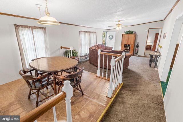 75 VERA GREEN, Hedgesville, WV 25427