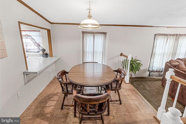 75 VERA GREEN, Hedgesville, WV 25427