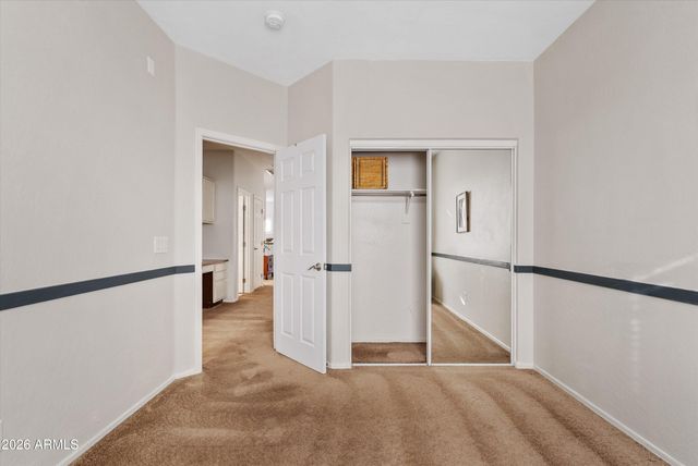 1354 S HEARTLAND Lane, Gilbert, AZ 85296