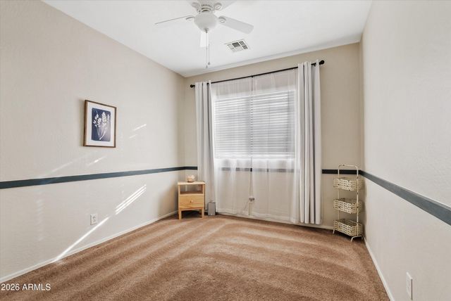 1354 S HEARTLAND Lane, Gilbert, AZ 85296