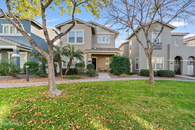 1354 S HEARTLAND Lane, Gilbert, AZ 85296