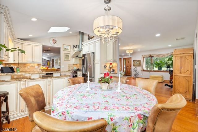 23 Sneider Rd, Warren Twp., NJ 07059