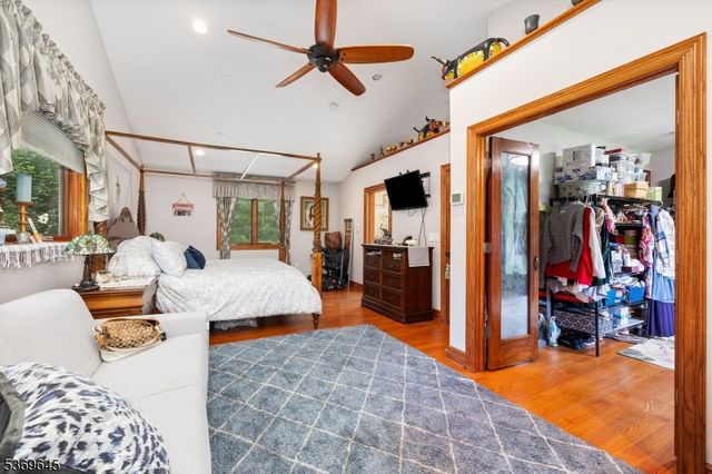 23 Sneider Rd, Warren Twp., NJ 07059