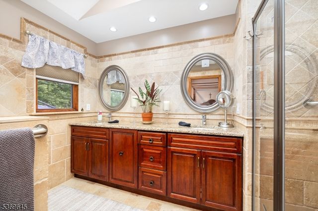 23 Sneider Rd, Warren Twp., NJ 07059