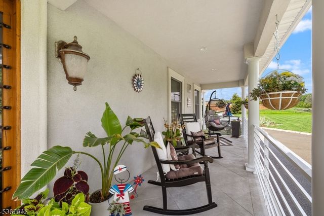 23 Sneider Rd, Warren Twp., NJ 07059