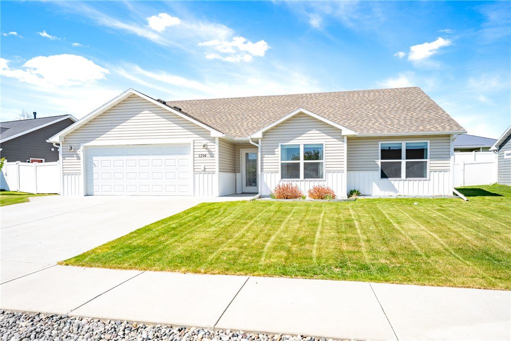 1294 Twin Lakes Drive, Billings, MT 59105