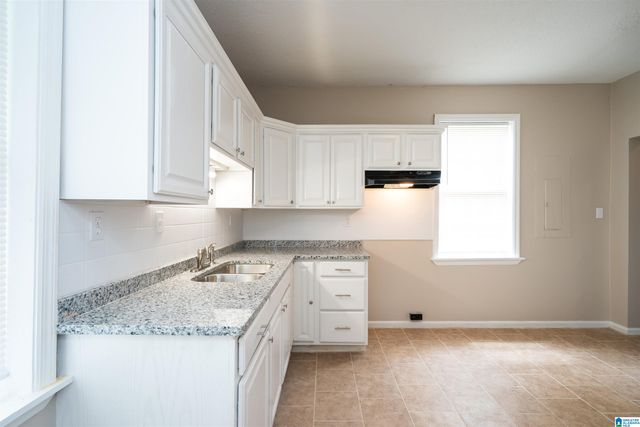 300 SCHOOL ROAD, Adamsville, AL 35005